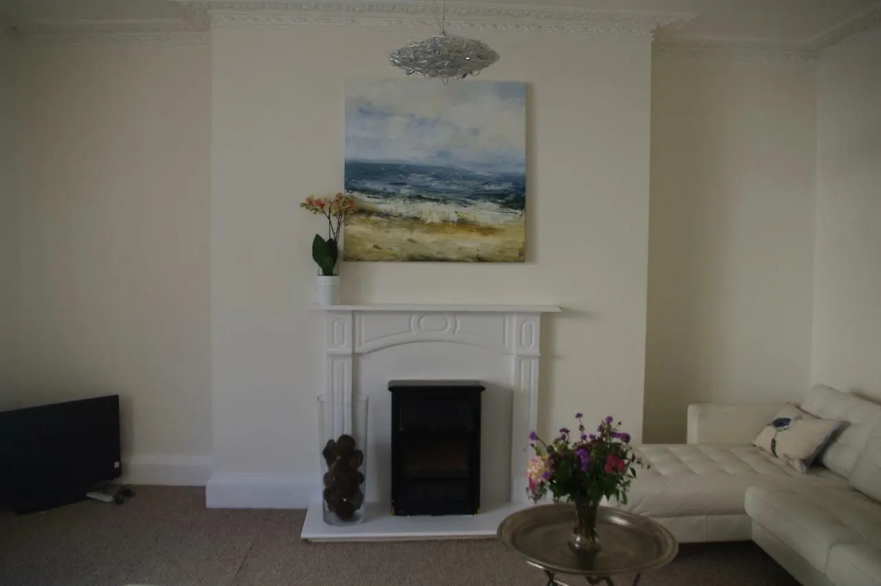 Holiday home Berlin House Tenby