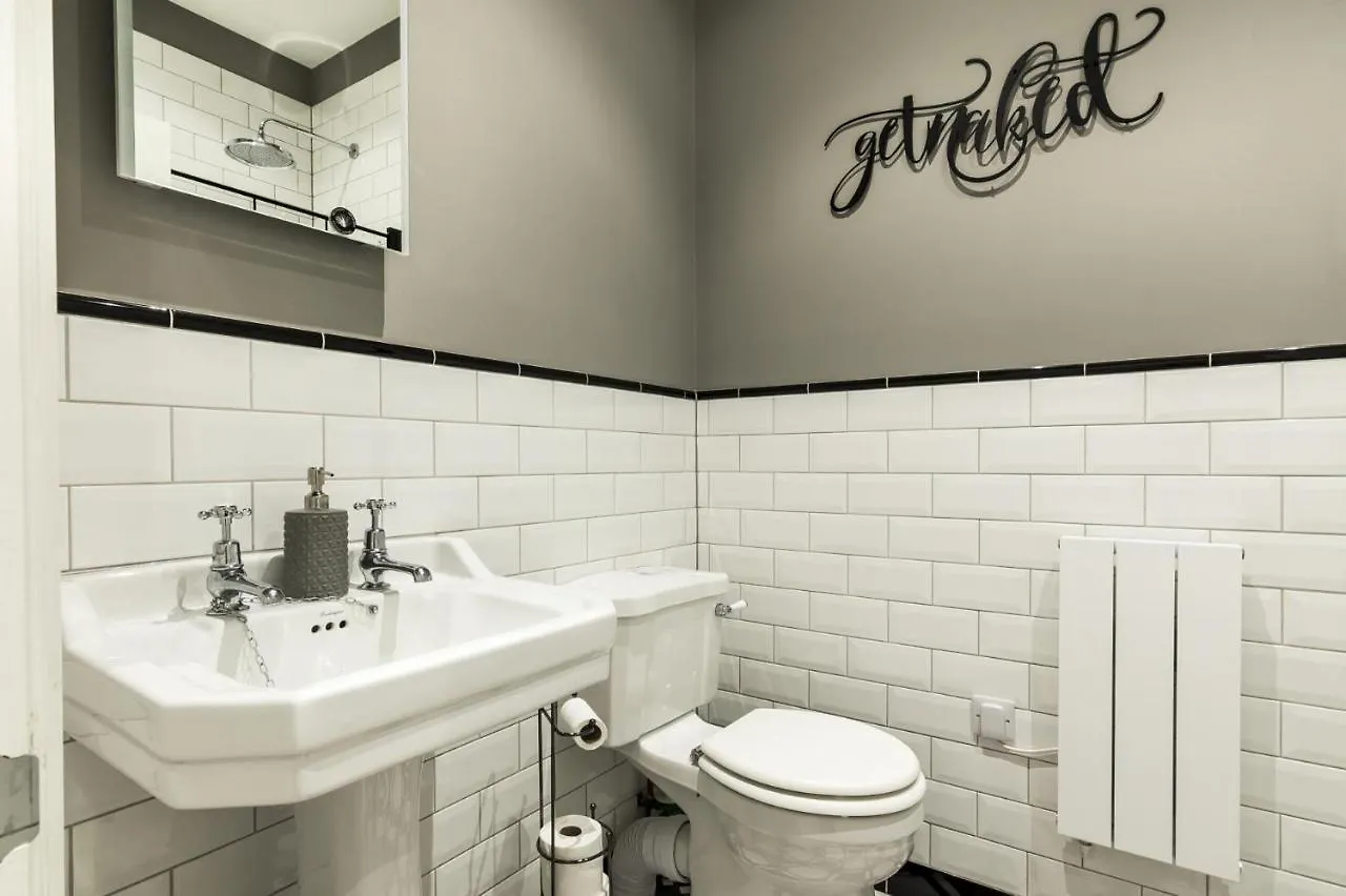 Pieces Of Eight - 2 Bedroom - - Apartment