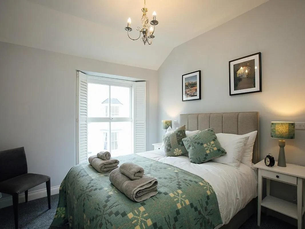 The Townhouse 招待所 4*