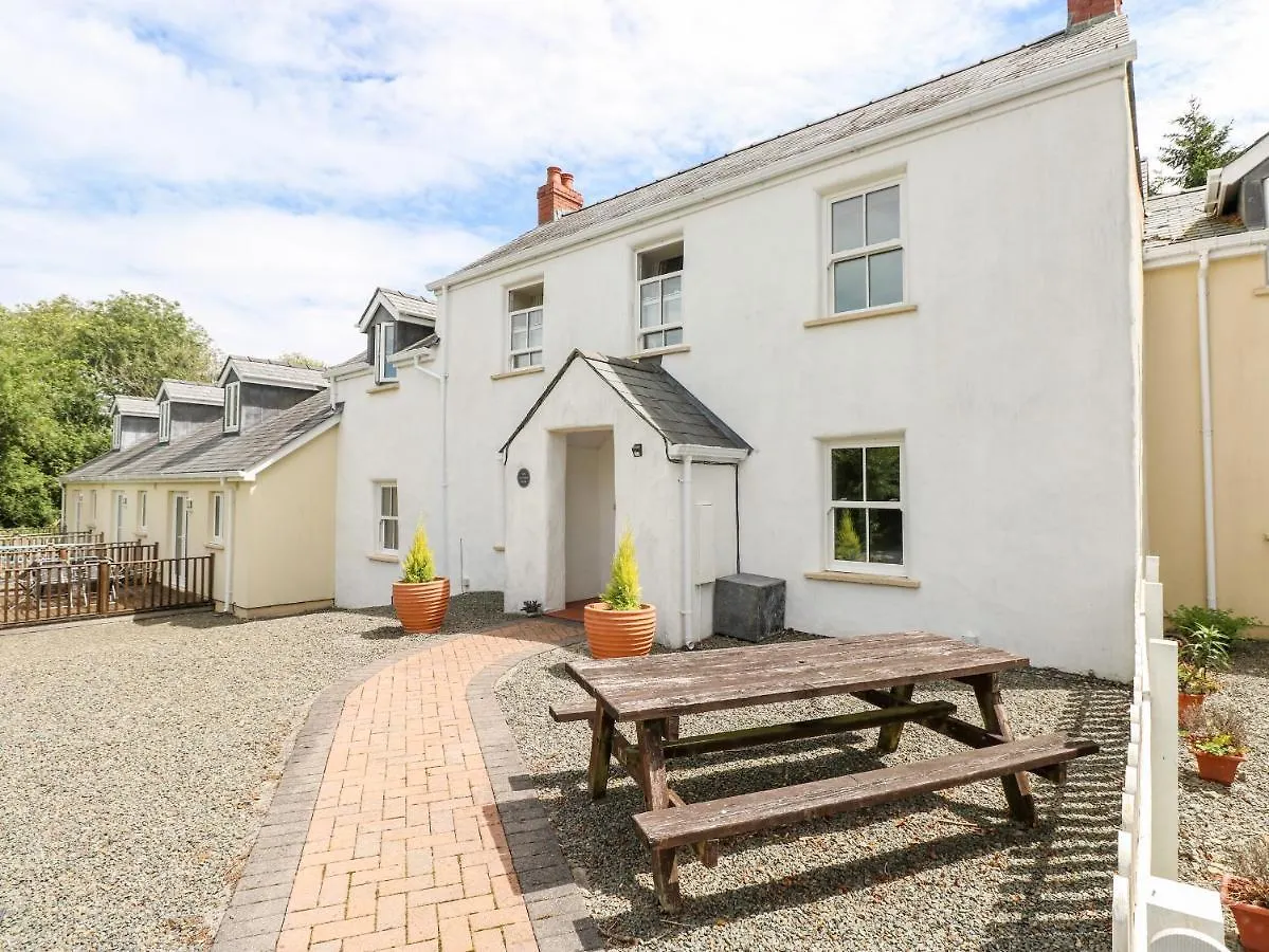 The Farm House Tenby