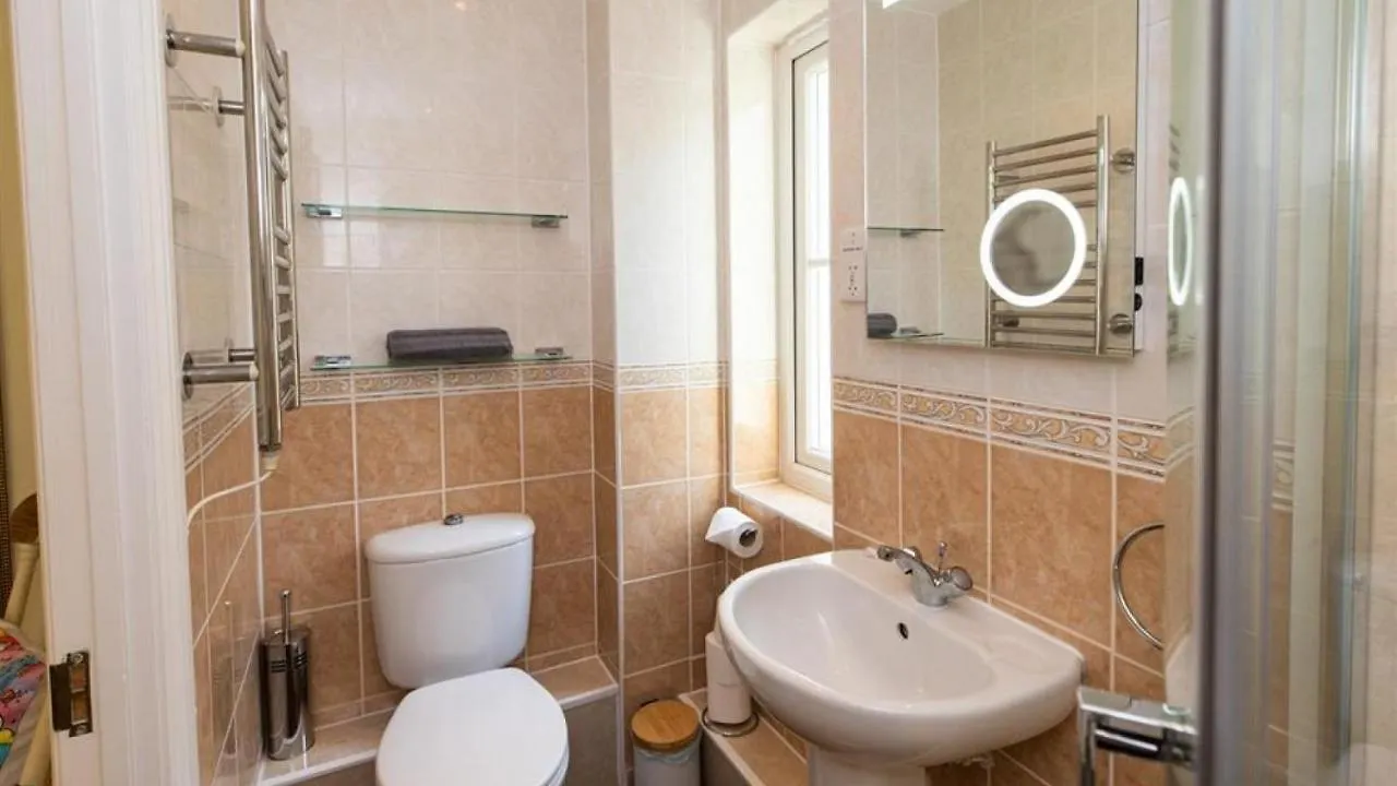 Holiday home Bryn Y Mor 23 Caldey House Tenby