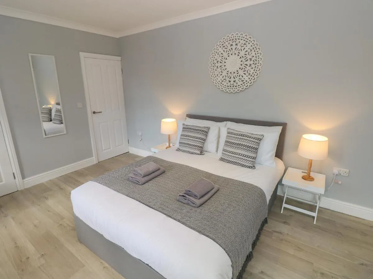Castle At The Hideaway Tenby