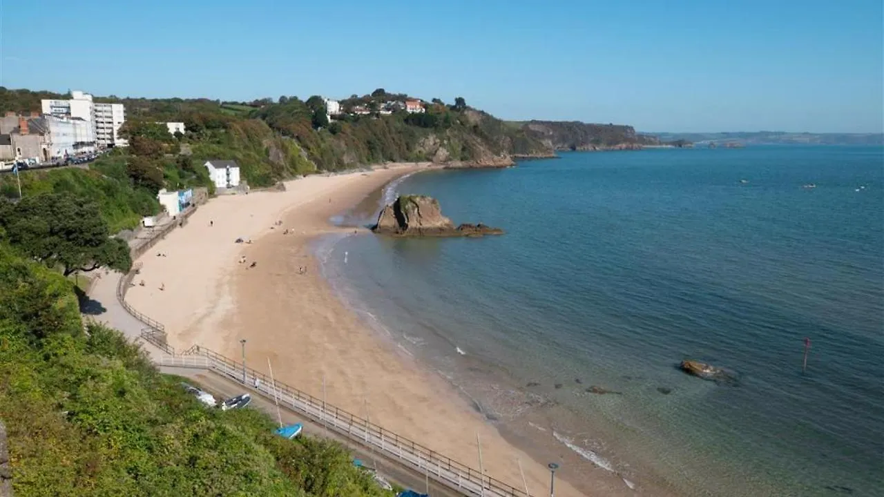 Holiday home Glendower House 5