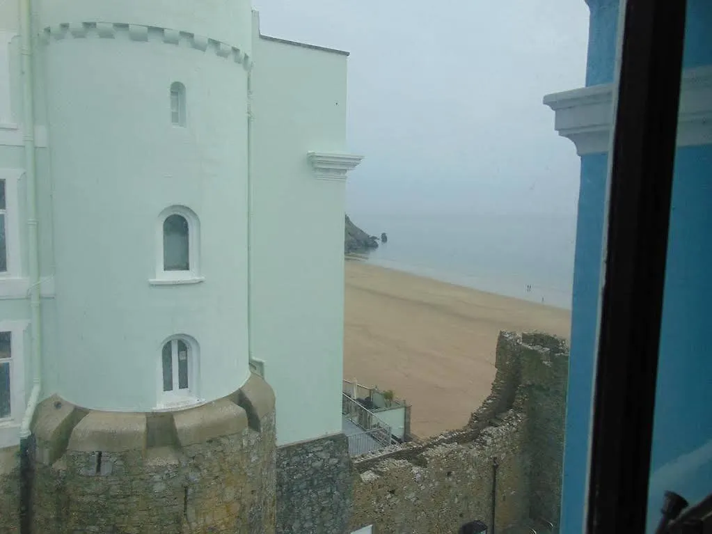 No: 1 The Esplanade Guest Accommodation. 4*