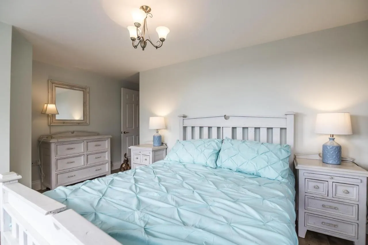 Bryn Y Mor - 2 Bedroom - Apartment *