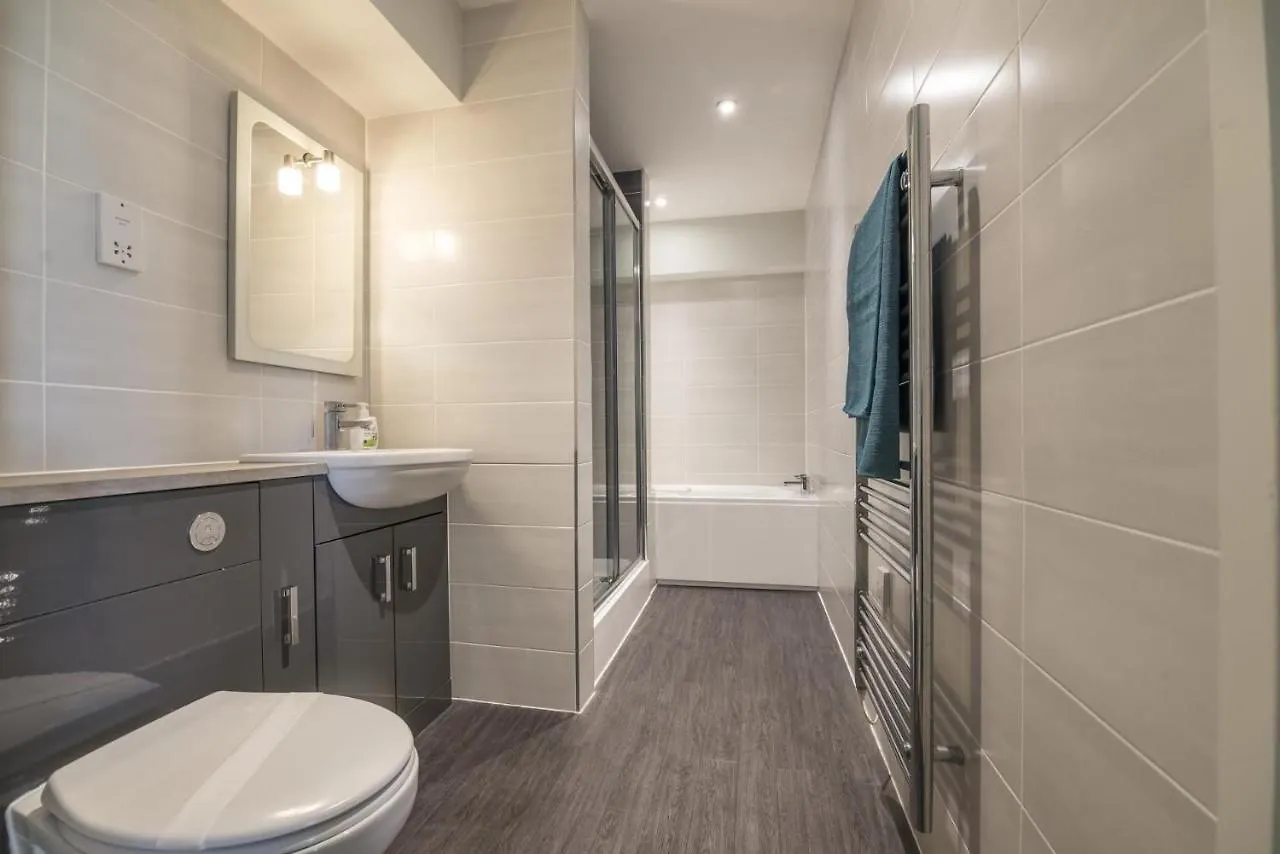Bryn Y Mor - 2 Bedroom - Apartment Tenby