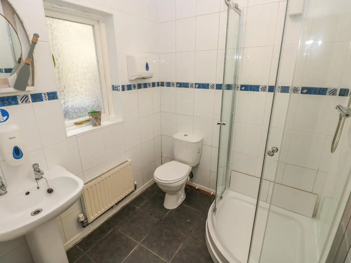 Studio * Tenby