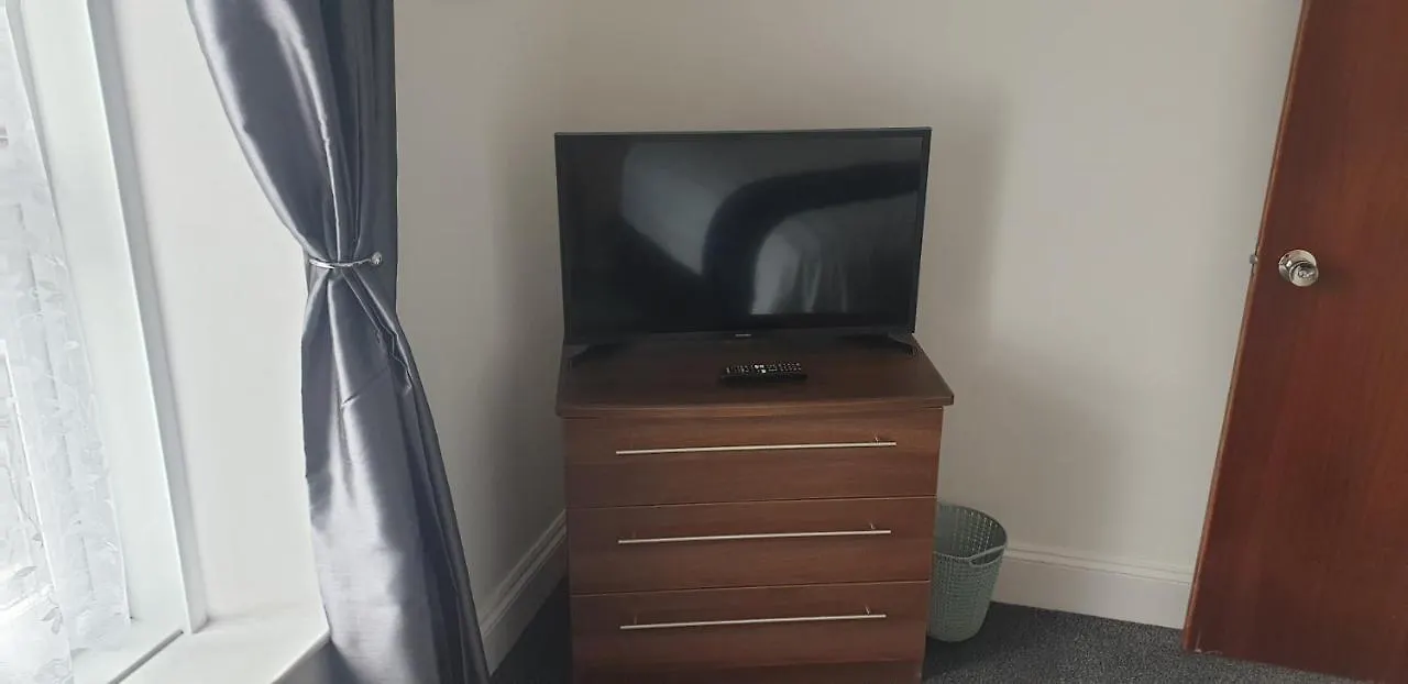 Glentworth Apartment *