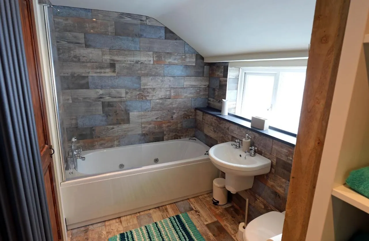 8 Culver Park - Close To And Town Centre Holiday home *