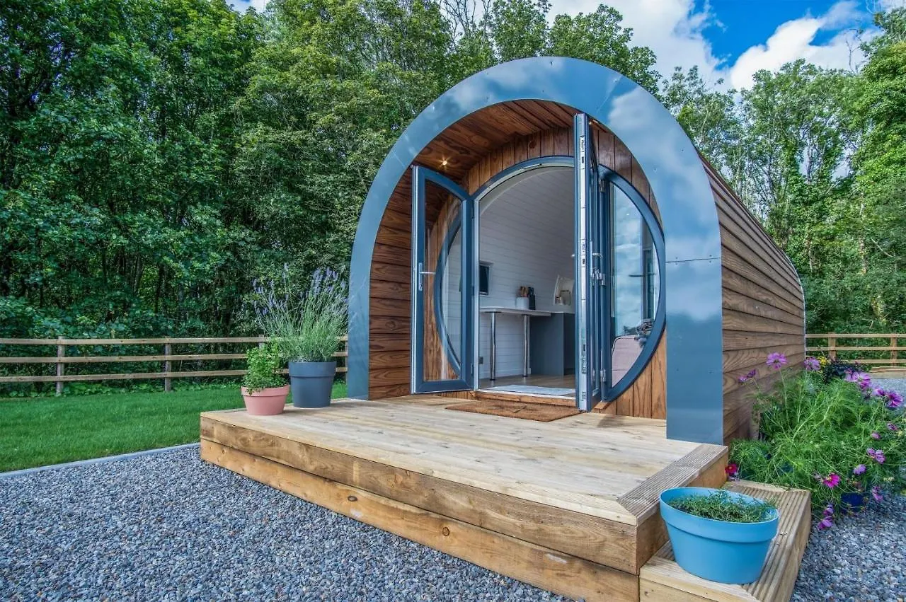Hideaway - 1 Bedroom Pod - St Florence