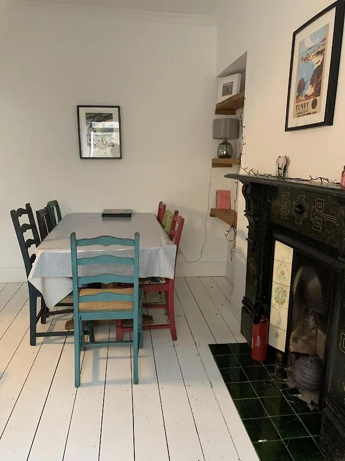Hobbes Cottage, Pets Allowed