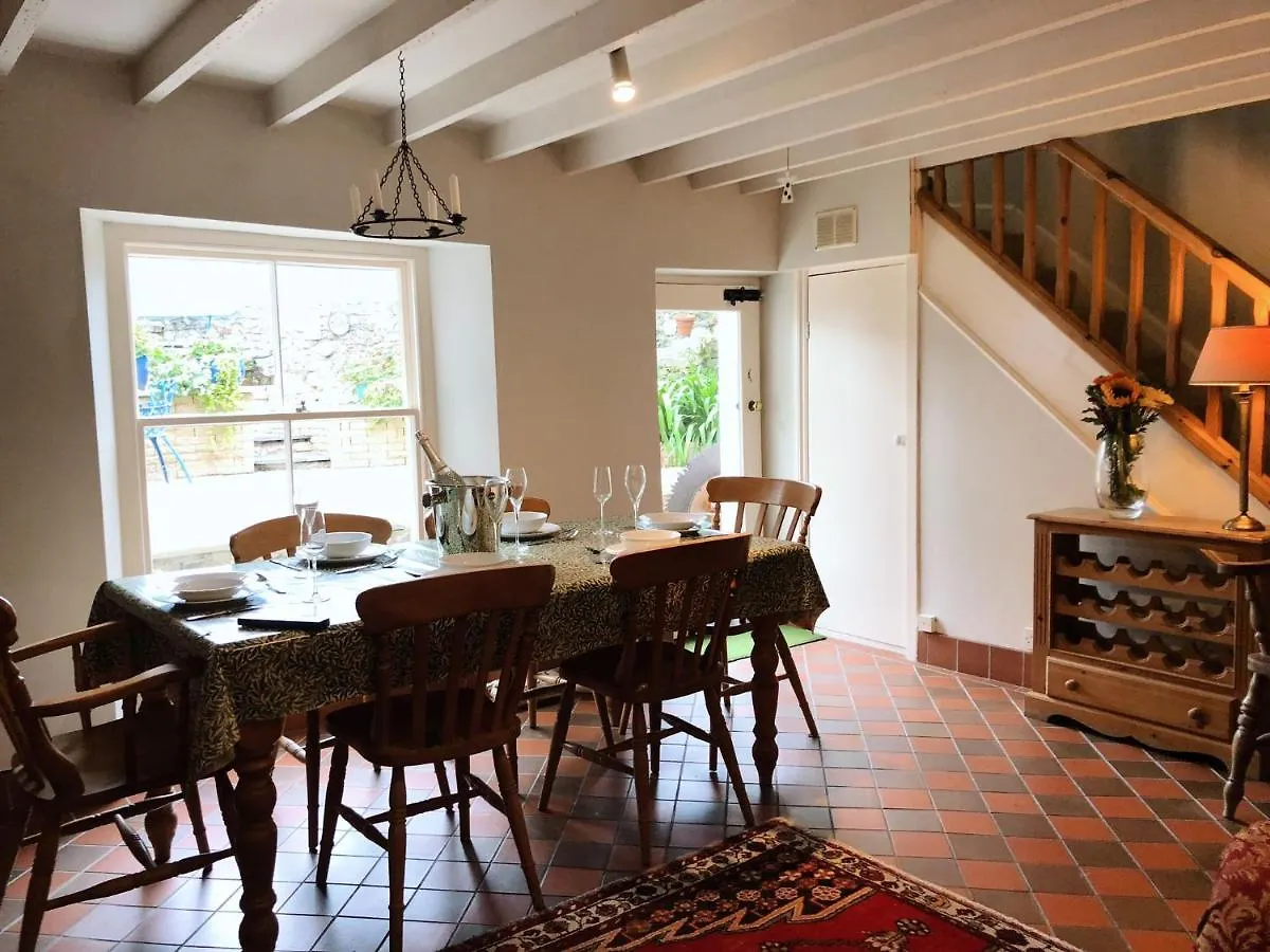 Holiday home Stunning & Spacious House In Tenby