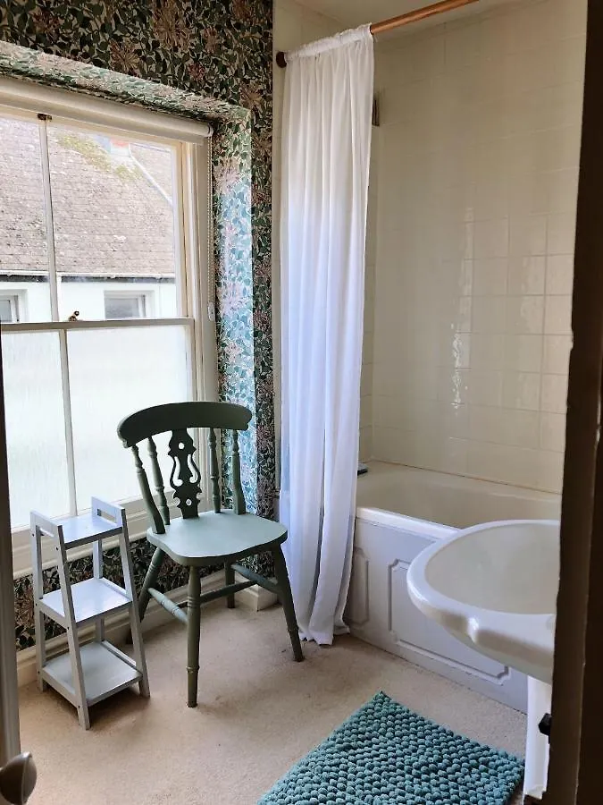 Stunning & Spacious House In 度假居 *