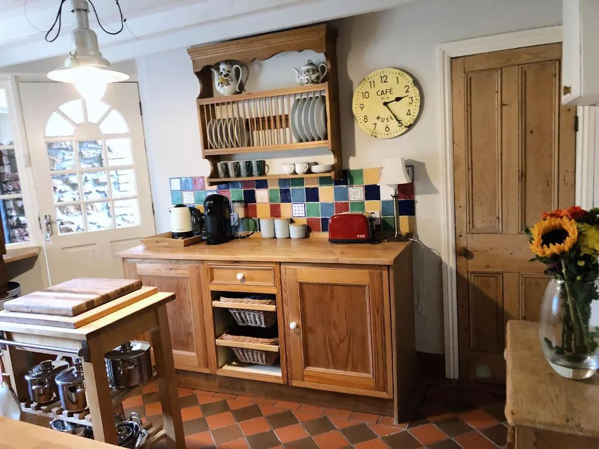 Holiday home Stunning & Spacious House In