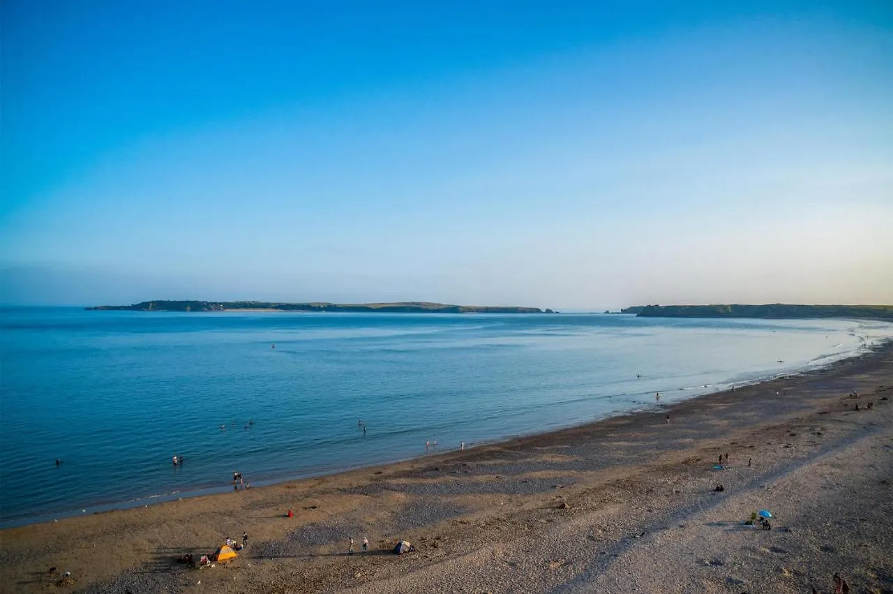 South View - 2 Bedroom - * Tenby