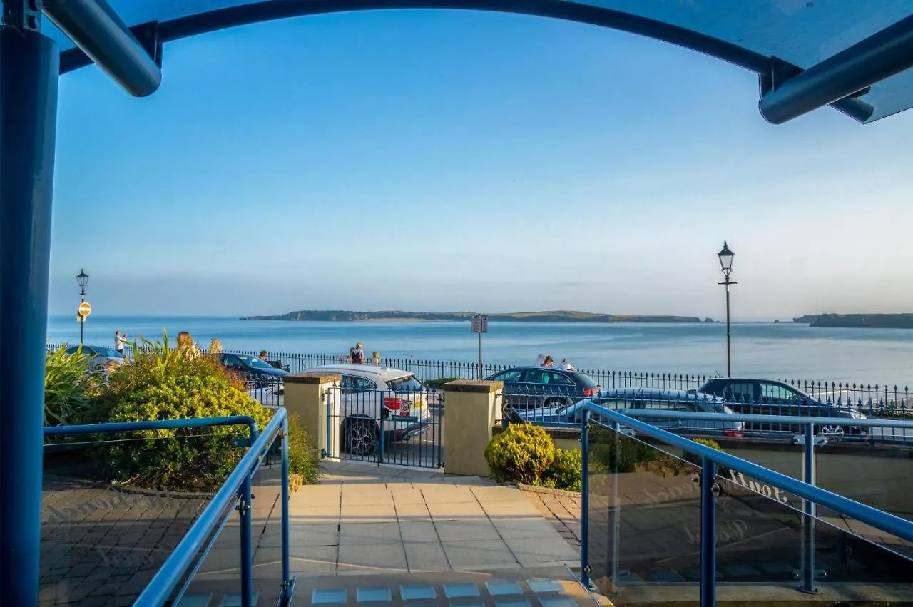 Apartment South View - 2 Bedroom - Tenby