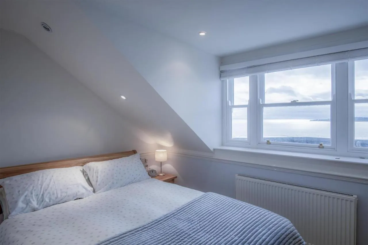 South View - 2 Bedroom - *