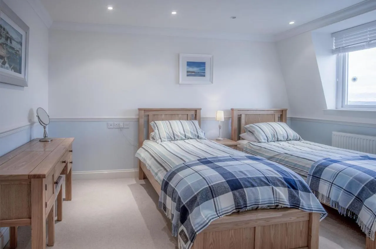 South View - 2 Bedroom - *