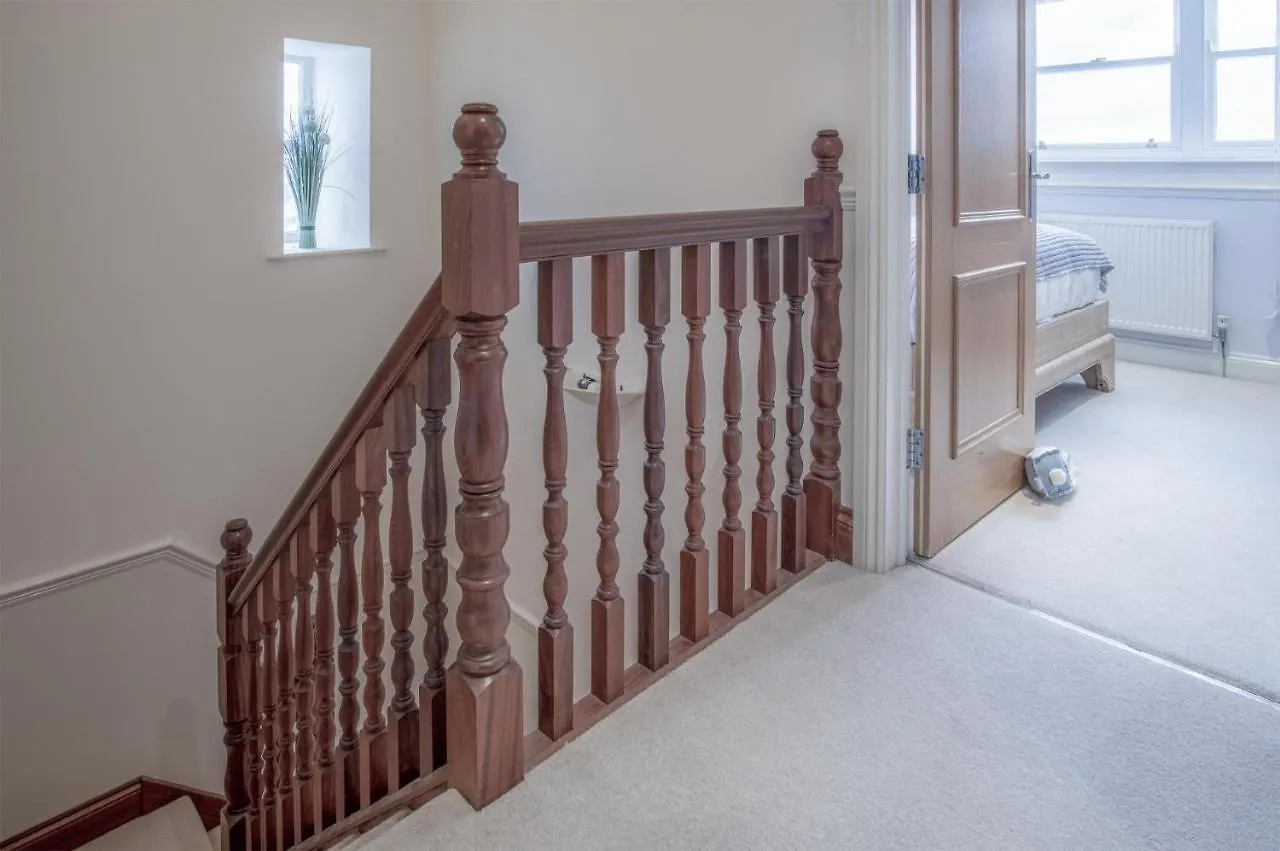 South View - 2 Bedroom -