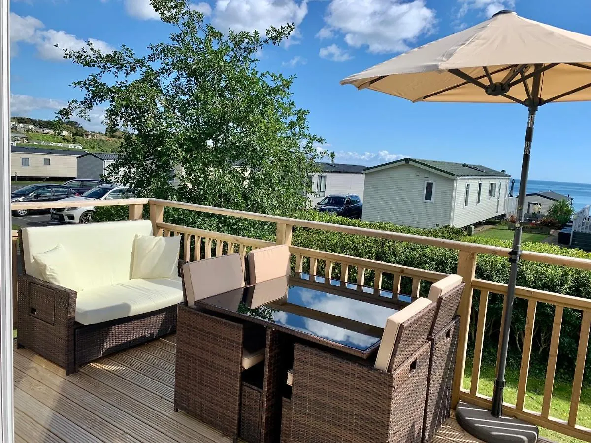 Lydstep Bayview 3-bedroom Tenby