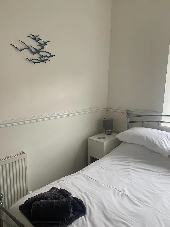 Holiday home Perfect Base For 8 *