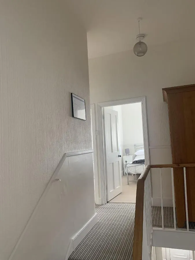 Perfect Base For 8 Holiday home