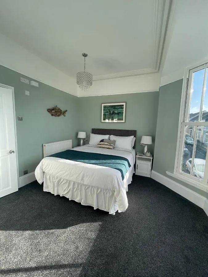 Ivy Bank Guest House, Affittacamere Tenby