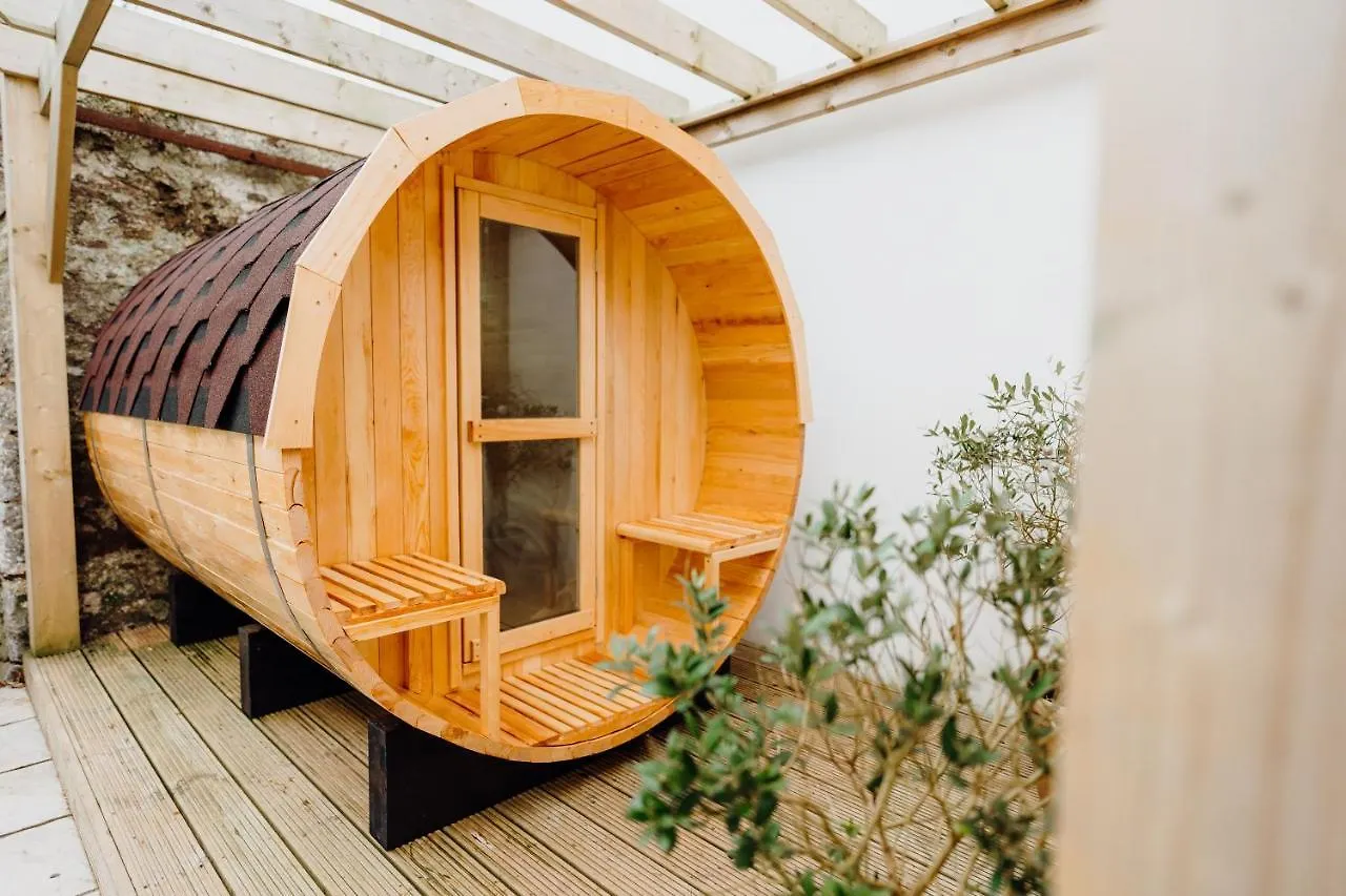 The Bakehouse - Cosy Conversion With Outdoor Sauna *