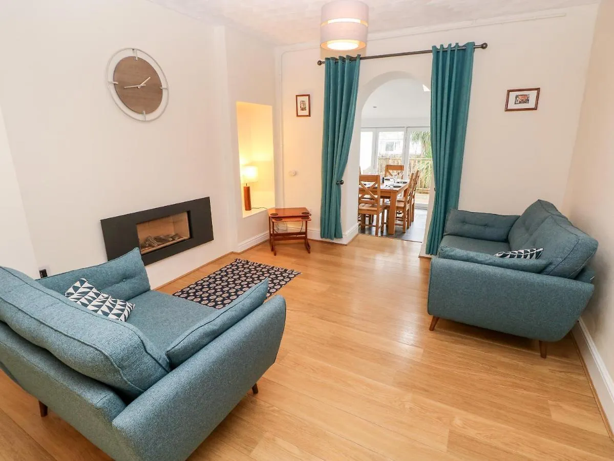 Ty Cwtch Holiday home *