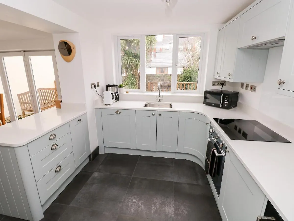 Ty Cwtch Holiday home
