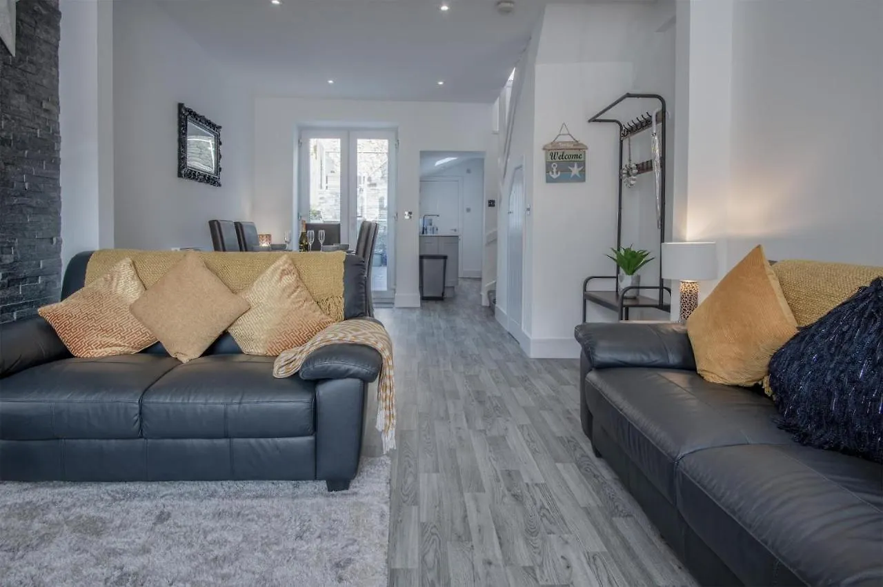 Hawtree - 2 Bedroom - * Тенби