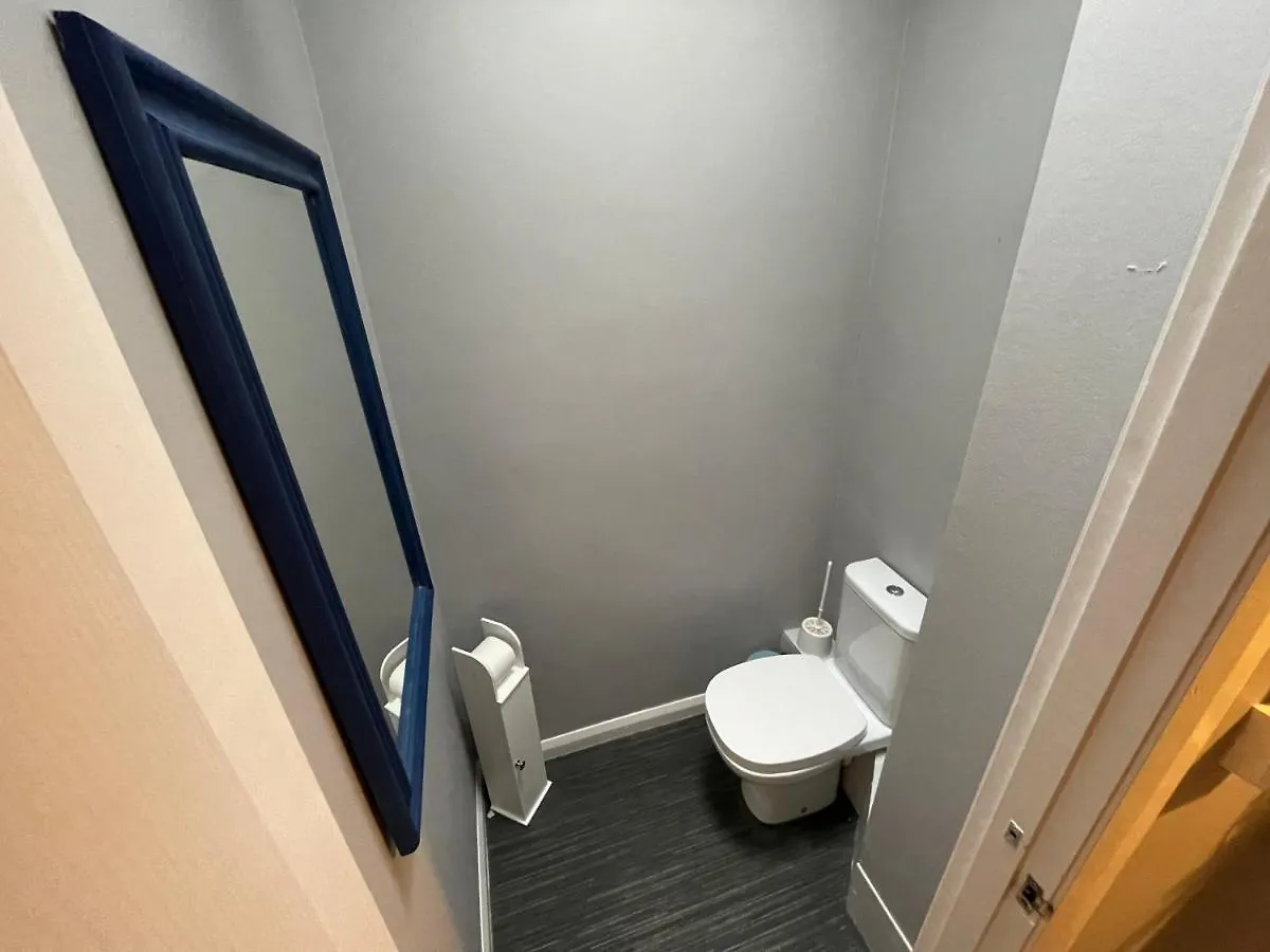 公寓 Private Pad - View Of High Street 滕比