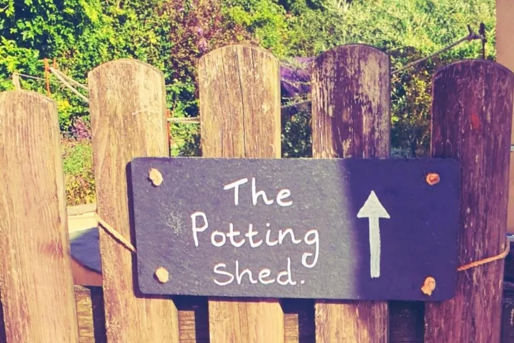The Potting Shed Near Tenby, 100