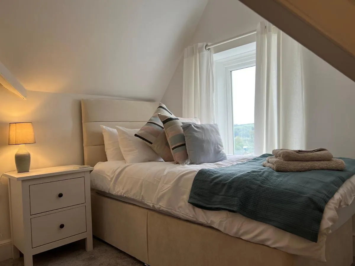 Holiday home Heathcliff - 5 Bedroom House In Town Centre