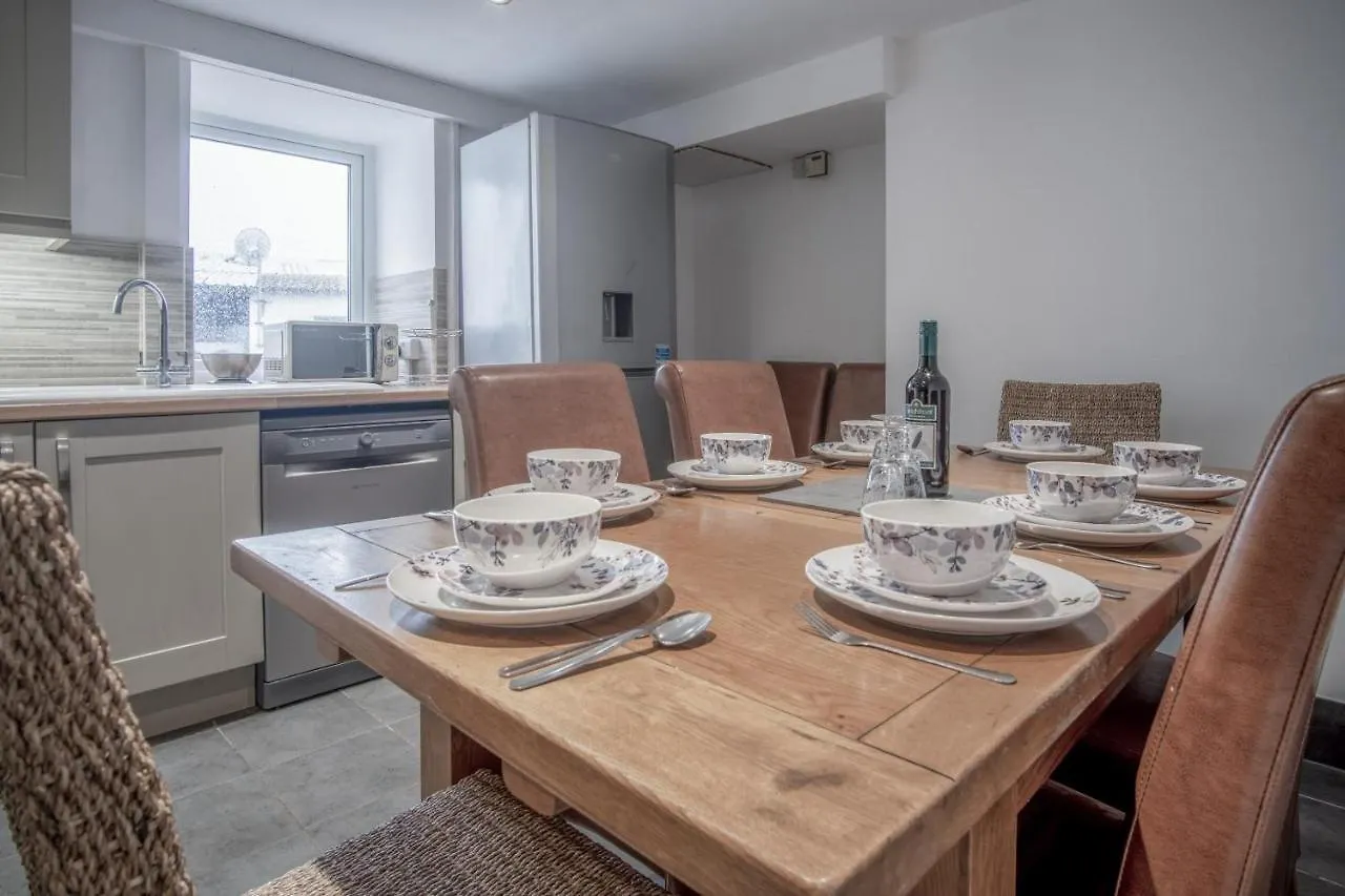 West Jordanston Farm - 4 Bedroom - St Florence