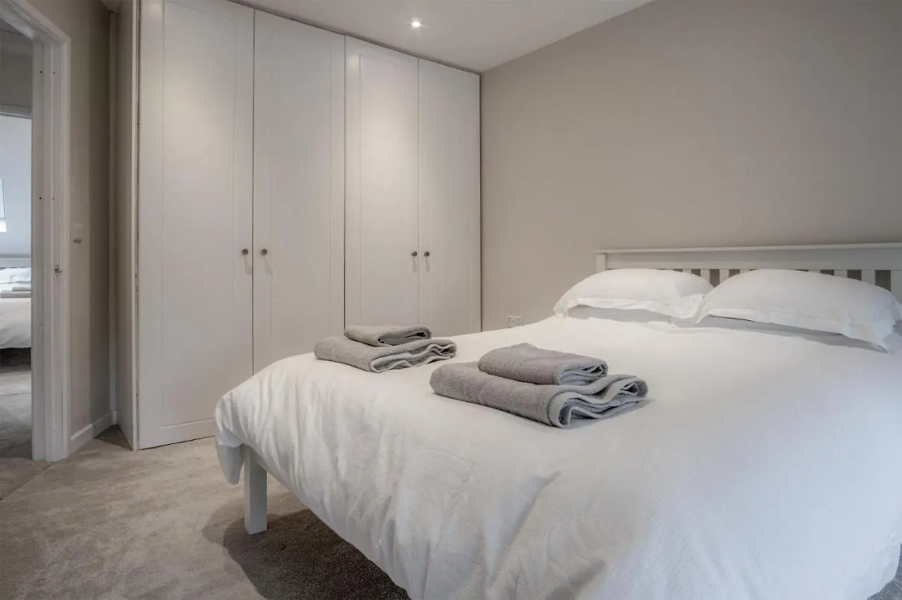 West Jordanston Farm - 4 Bedroom - St Florence *