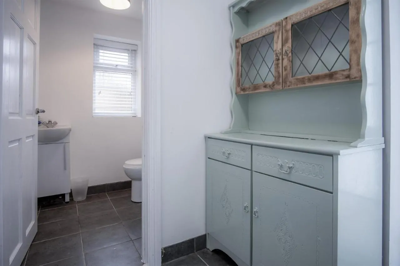 West Jordanston Farm - 4 Bedroom - St Florence Tenby