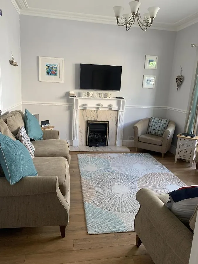 Perfect Base For 8 * Tenby