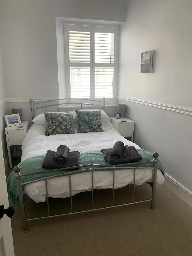 Perfect Base For 8 * Tenby