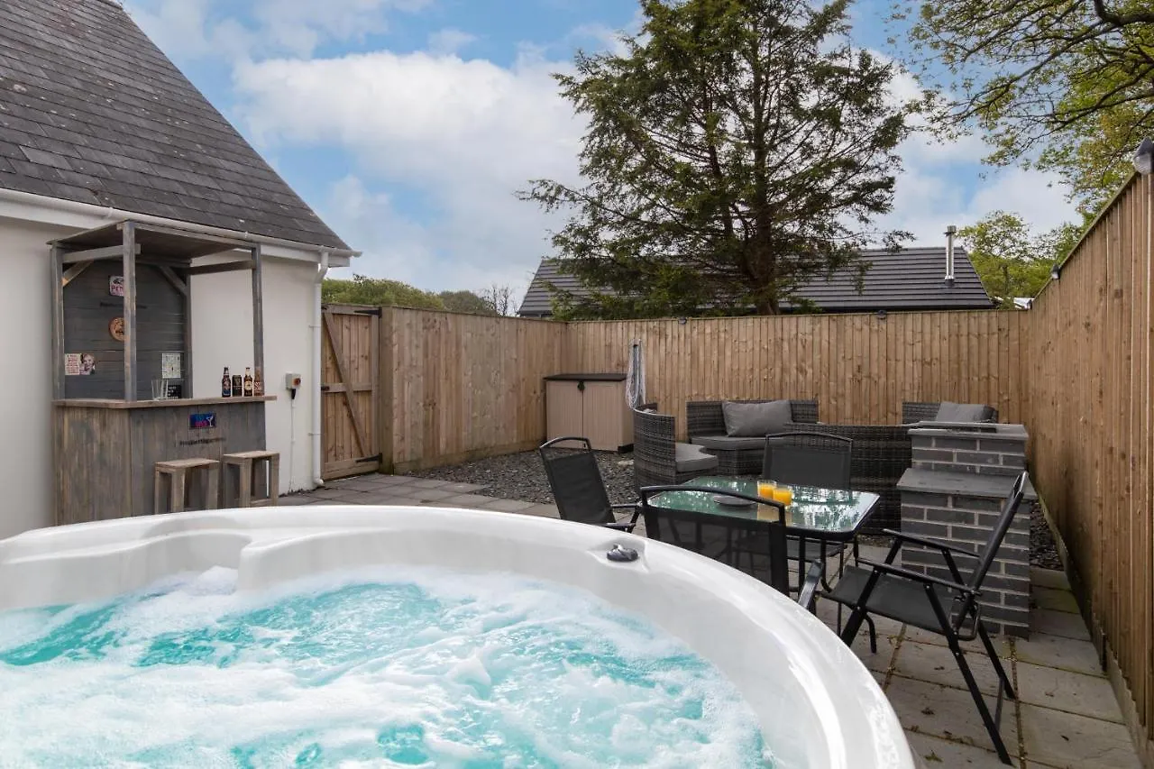 Hazel Holiday home Tenby