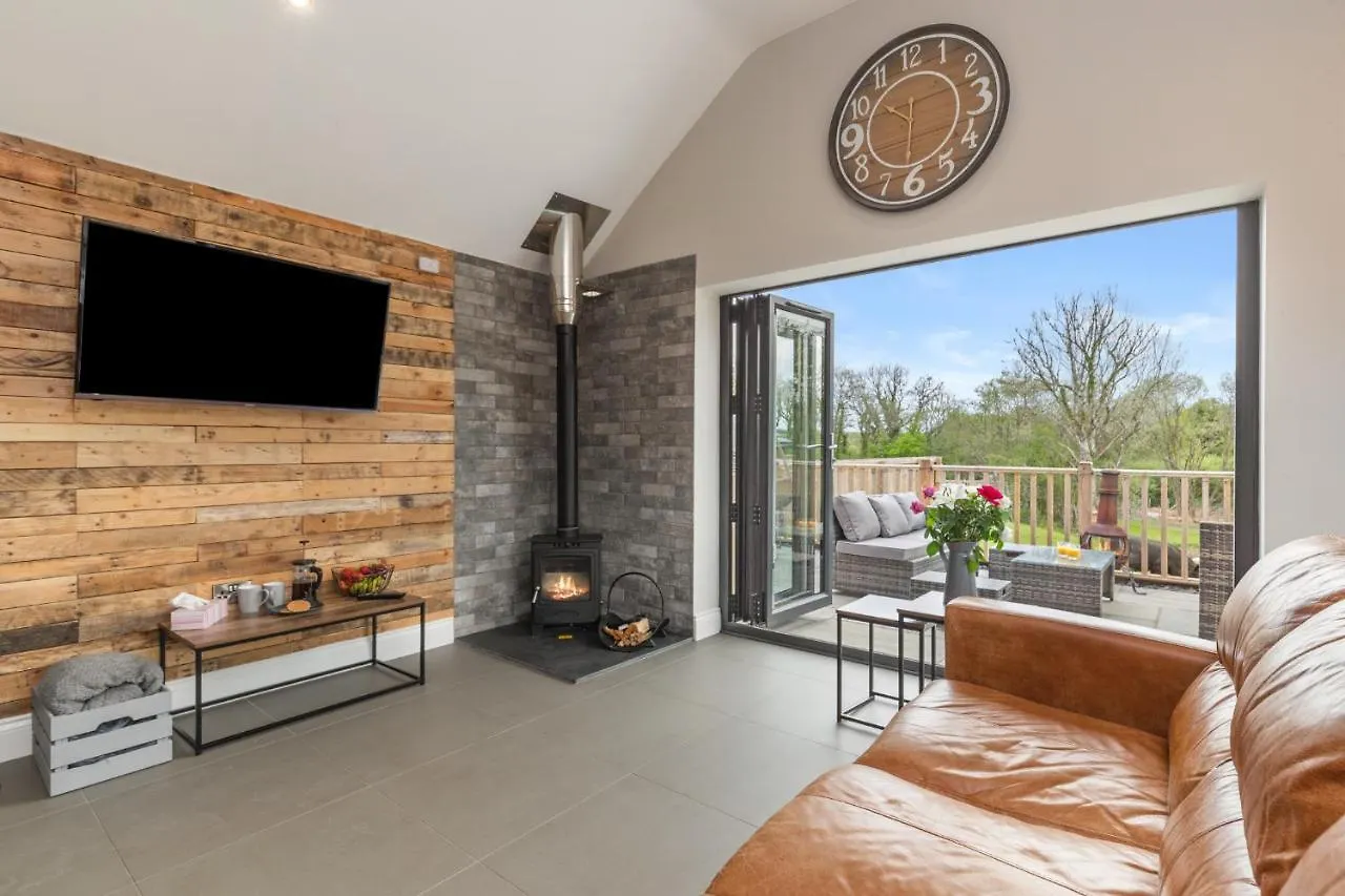 Holiday home Cedar Tenby