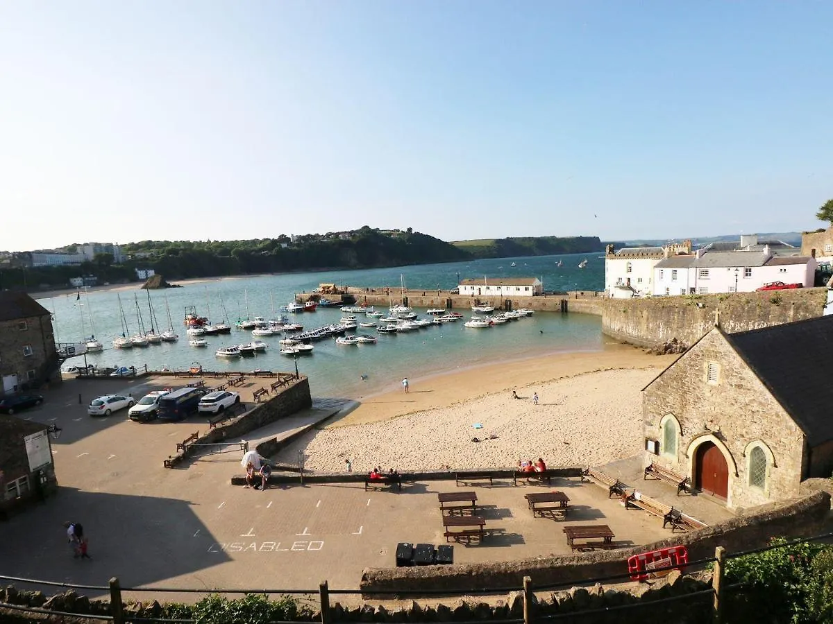 Guest house Habititabities Tenby