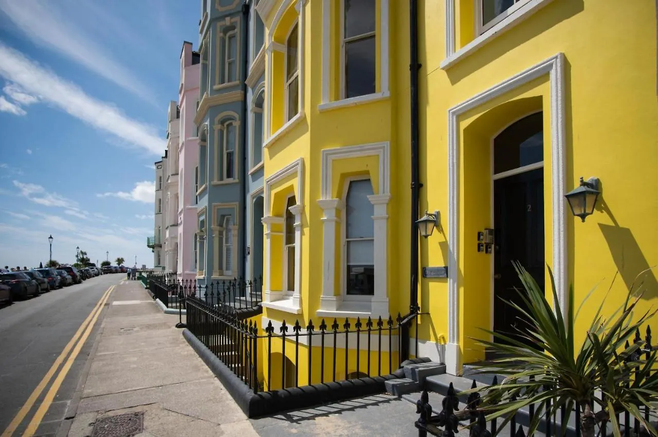 The Nest - 1 Bedroom - * Tenby