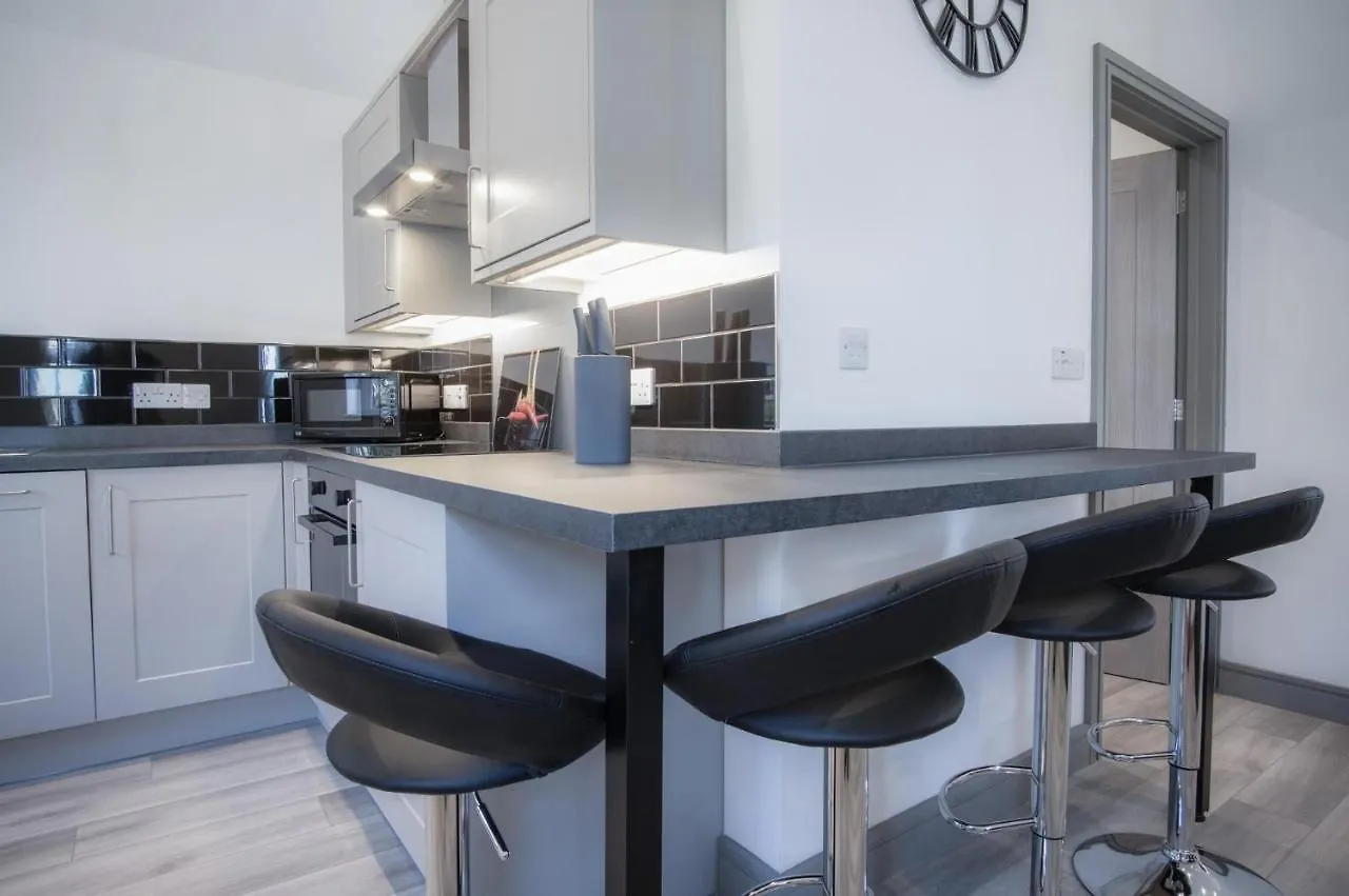 Four Seasons - 2 Bedroom - Apartment