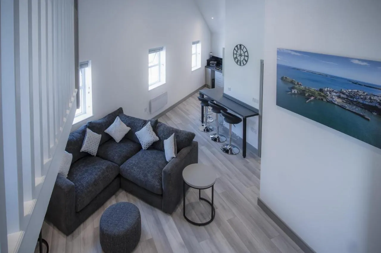 Apartment Four Seasons - 2 Bedroom - Tenby