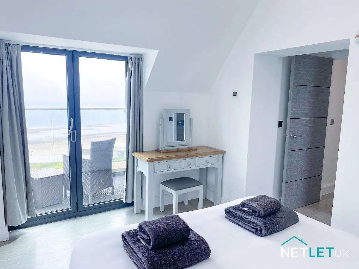 Waterstone House Penthouse Apartment