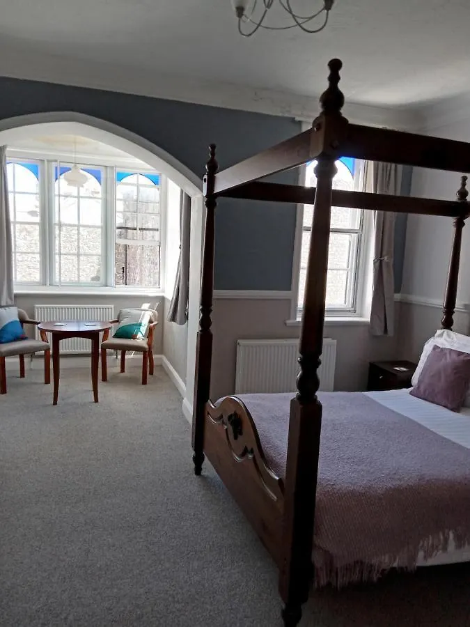 Hotel Oyo Timothy's 2*