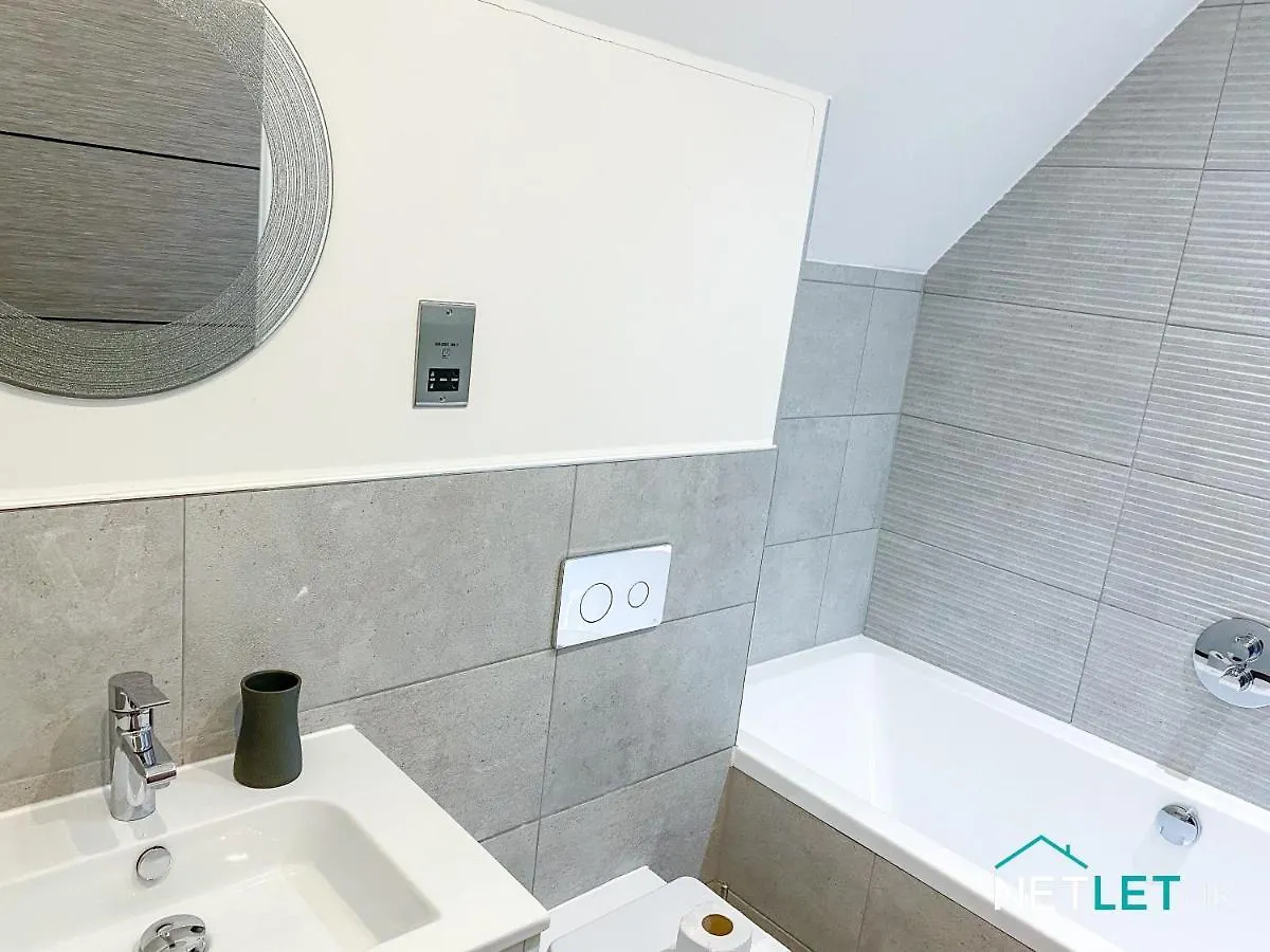 Waterstone House Penthouse Tenby