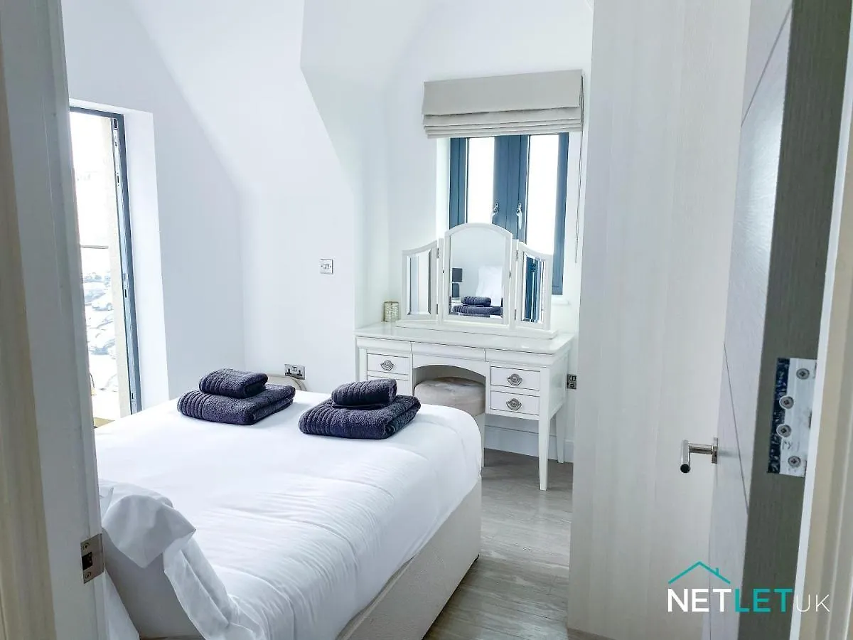 Waterstone House Penthouse Tenby