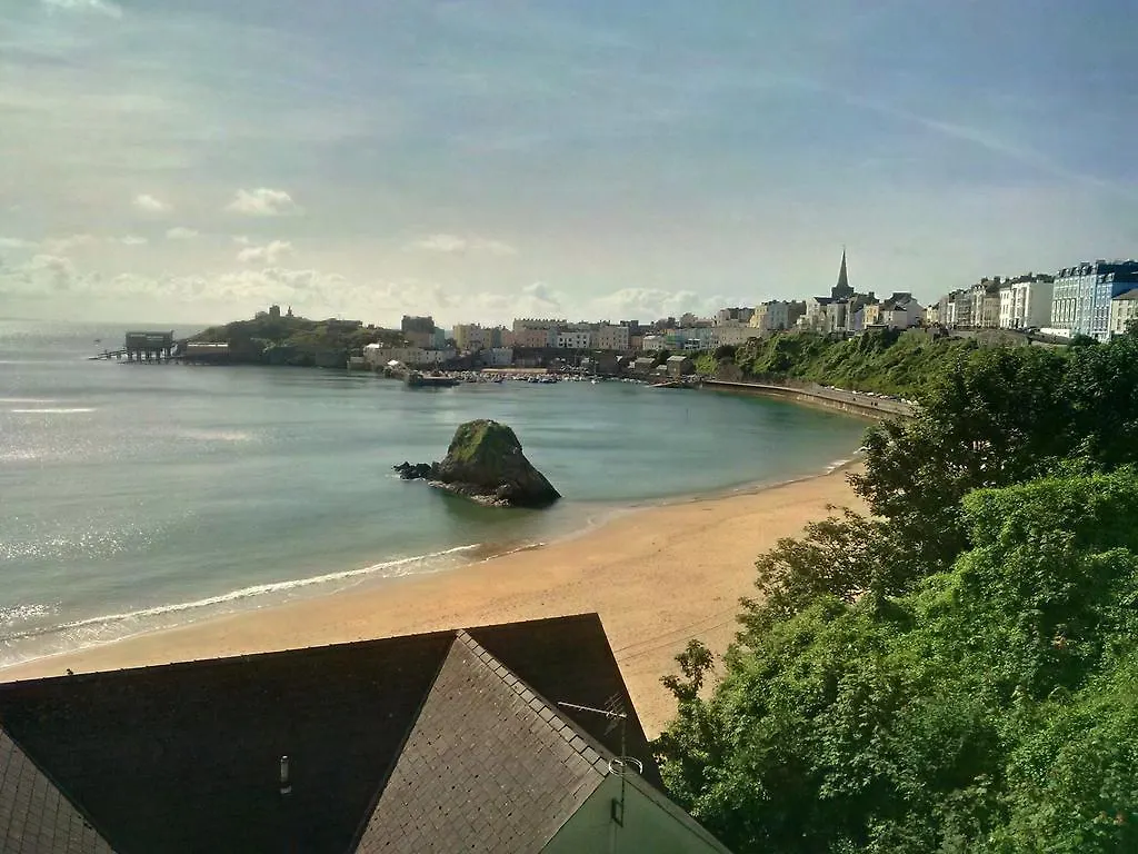 Glenholme Apartment Tenby